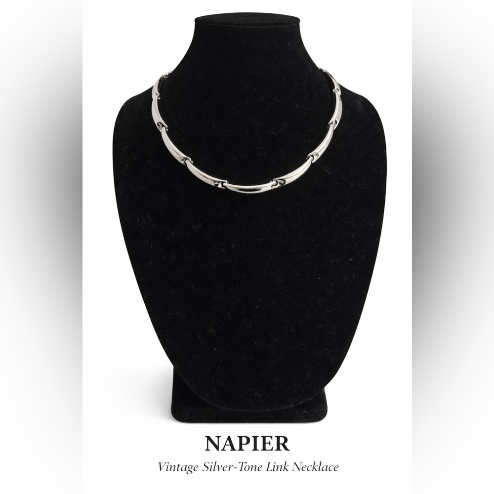 Signed Napier Silver Tone Necklace 80's Era